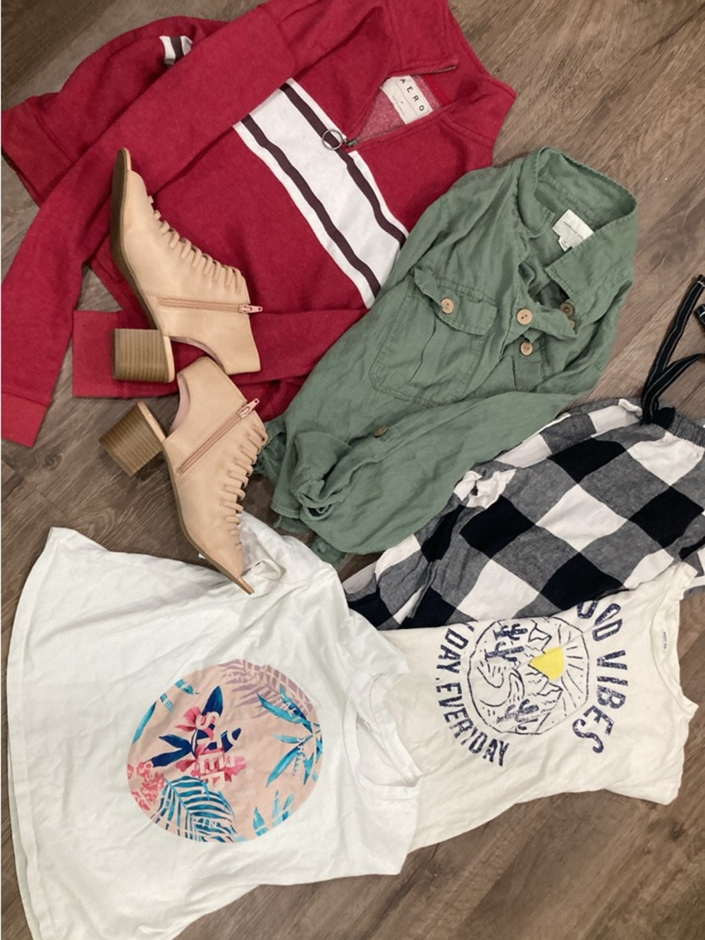 Size medium bundle - Picture 6 of 7